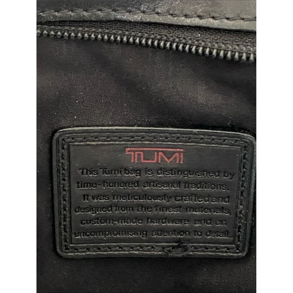 Tumi Alpha Slim Black Leather Portfolio Briefcase 17” Laptop Strap Pockets Sleek